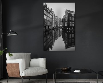 Amsterdam - grachtenpanden in zwart en wit van Thea.Photo