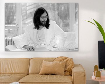 John Lennon 1969 Bett in einem von Jaap Ros