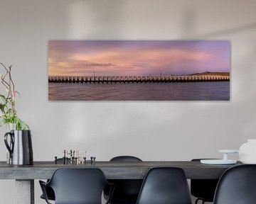 mooie wolken tijdens de  zonsondergang aan de pier van Nieuwpoort aan de belgische kust, Belgie van Fotografie Krist / Top Foto Vlaanderen