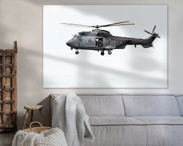 Eurocopter Cougar  flying with open door sur Wim Stolwerk