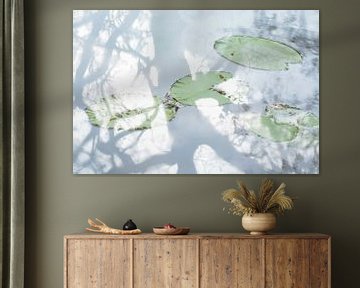 Waterlelies en Boom Spiegeling Water | Natuurfotografie van Nanda Bussers