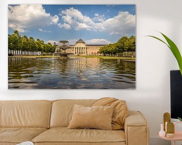 Kurhaus und Brunnen auf dem Bowling Green, Wiesbaden van Christian Müringer