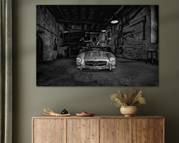 Mercedes 300 SL in een oud gebouw van Tilo Grellmann | Photography