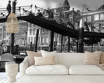 Long Iron Bridge with boys 1968 by Dordrecht van Vroeger