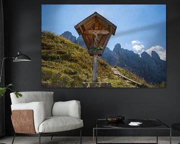Croix de montagne avec panorama Dolomite