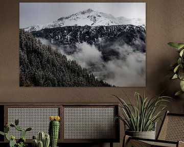 Prachtig landschap, sneeuw in de bergen in Zwitserland van Yvette Baur