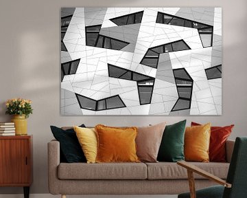 Abstracte Architectuur lijnenspel van kantoorpand met ramen in zwart wit van Marianne van der Zee