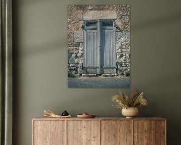 Altes Tor in Frankreich von Art By Dominic