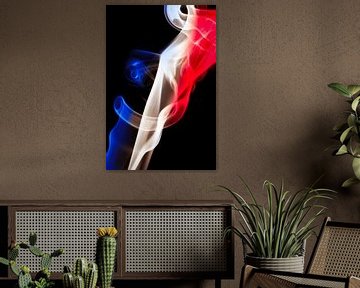 Franse vlag met rook-motief, Tricolore. van Gert Hilbink