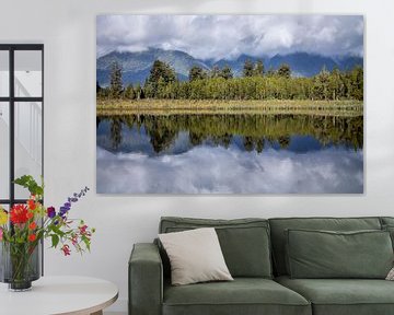 Réflexions de Lake Matheson (Nouvelle-Zélande) sur Hans Moerkens