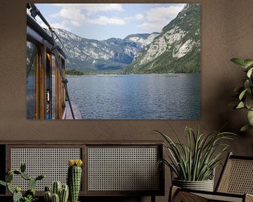 Vue du bateau sur le lac de Bohinj sur Steven Marinus