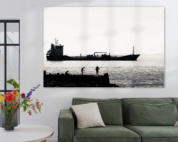 Vissers op de pier bij Vlissingen (silhouet) van Fotografie Jeronimo