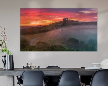 Sunrise Corfe Castle, Dorset, Angleterre sur Henk Meijer Photography