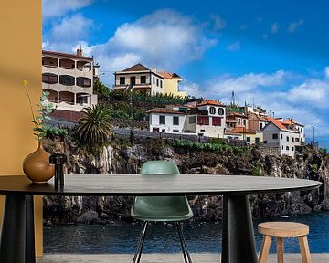 Uitzicht naar Camara de Lobos op het eiland Madeira van Rico Ködder