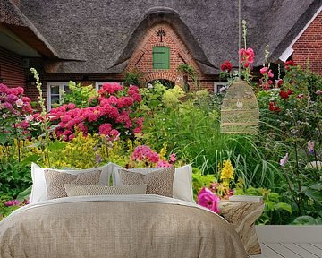 Weelderige bloemenpracht in de tuin van de landbouwer