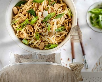 Pindanoedels met chili en bosui van Nina van der Kleij