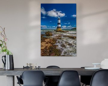 Vuurtoren op Penmon Point van Leon Okkenburg