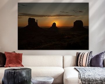 Monument Valley, Navajo Tribal park. Arizona, USA. van Gert Hilbink
