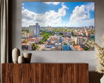 View over Cuba's colorful capital city, Havana von Michiel Ton