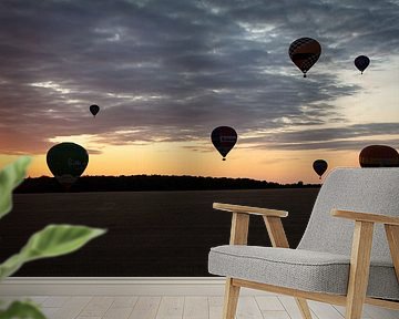 Heißluftballon bei Nacht