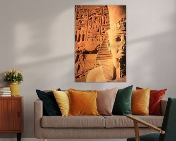 Farao beeld in Luxor van Krijn van der Giessen