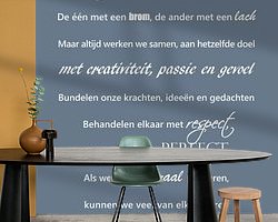 Voorbeeld van het werk in een kamer