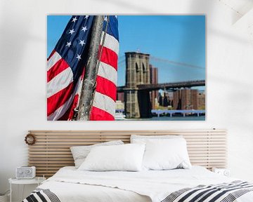 USA Flagge & Brooklyn Bridge von Steven van Dijk