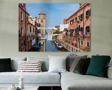 Historische Gebäude in der Altstadt von Venedig in Italien von Rico Ködder