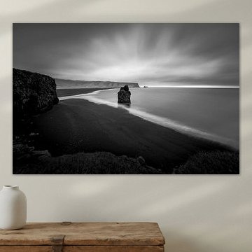 Kirkjufjara black sand beach