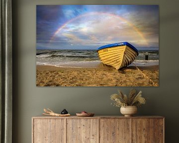 Regenboog aan het strand van de Oostzee van Frank Heldt