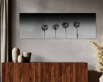 Zomeridylle met palmbomen monochroom van Melanie Viola