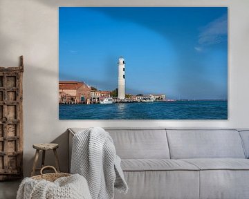 Vuurtoren op het eiland Murano bij Venetië in Italië van Rico Ködder