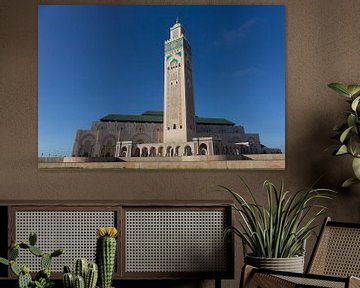 De Hassan II-moskee is een moskee in Casablanca, Marokko. van Tjeerd Kruse