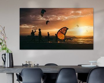Kitesurfing by Marc Kleen