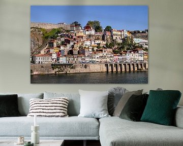 Das Stadtbild von Porto am Fluss Douro in Portugal von Daan Duvillier | Dsquared Photography