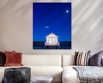 Haags Strandhuisje bij maanlicht van Maurice Haak