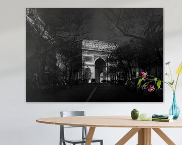 Paris, Arc de Triomphe at sunset. by Maurits van Hout