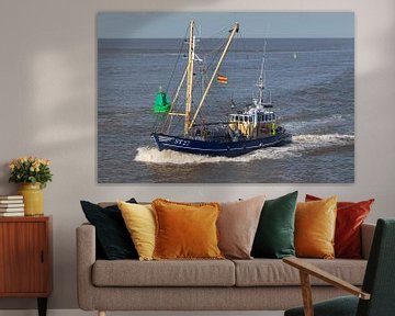 Fishing cutter on the Wadden Sea by Klaas Doting