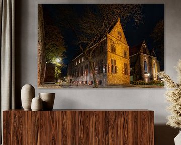 Oud klooster met kerk en stadsmuur, centrum van stad Zwolle van Fotografiecor .nl