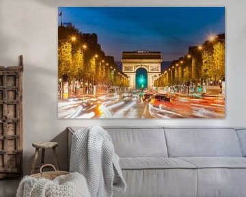 Champs-Elysées en de Arc de Triomphe in Parijs van Werner Dieterich