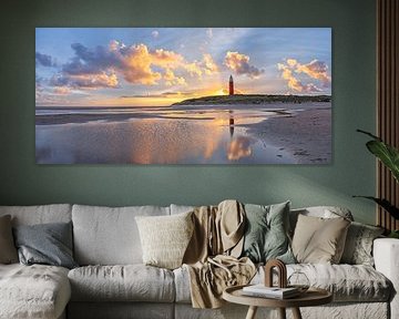 Zonsopkomst bij de Texelse vuurtoren. van Justin Sinner Photography ( Fotograaf op Texel)