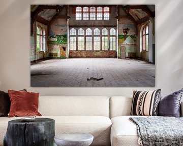 Verlaten Hal in Beelitz. van Roman Robroek - Foto's van Verlaten Gebouwen