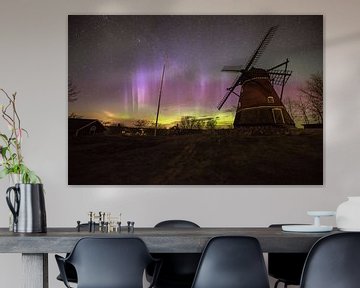 Northern lights with windmill van Marc Hollenberg