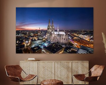 Cologne Cathedral at night by Ingo Fischer