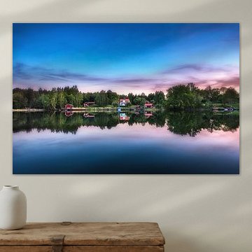 Ruhiger Abend auf dem Wasser