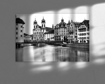 Luzern in schwarz &amp; weiß von Ilya Korzelius