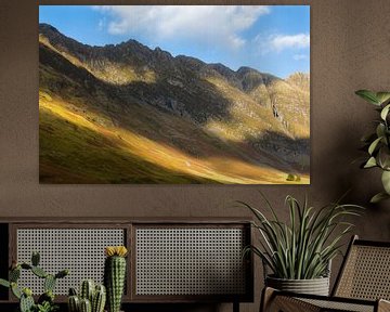 Mountains along Loch Achtriochtan by Johan Zwarthoed