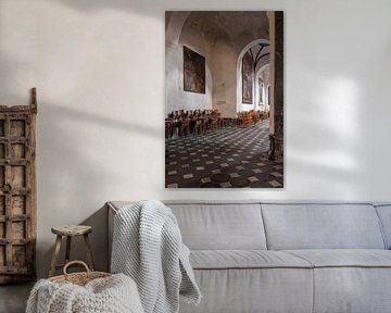 interieur van de Sant'Andrea Kerk in de Italiaanse badplaats Levanto van gaps photography
