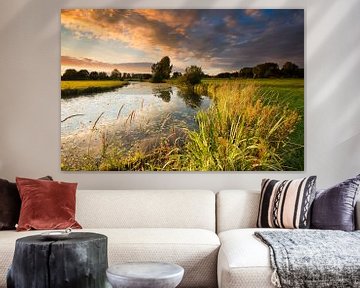 Sonnenuntergang über dem Fluss De Reest - Drenthe, die Niederlande von Bas Meelker