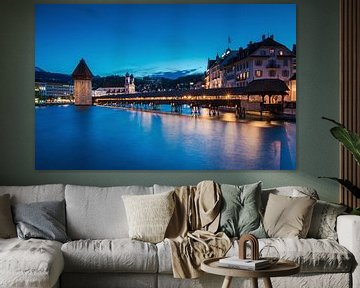 Luzern by night van Ilya Korzelius